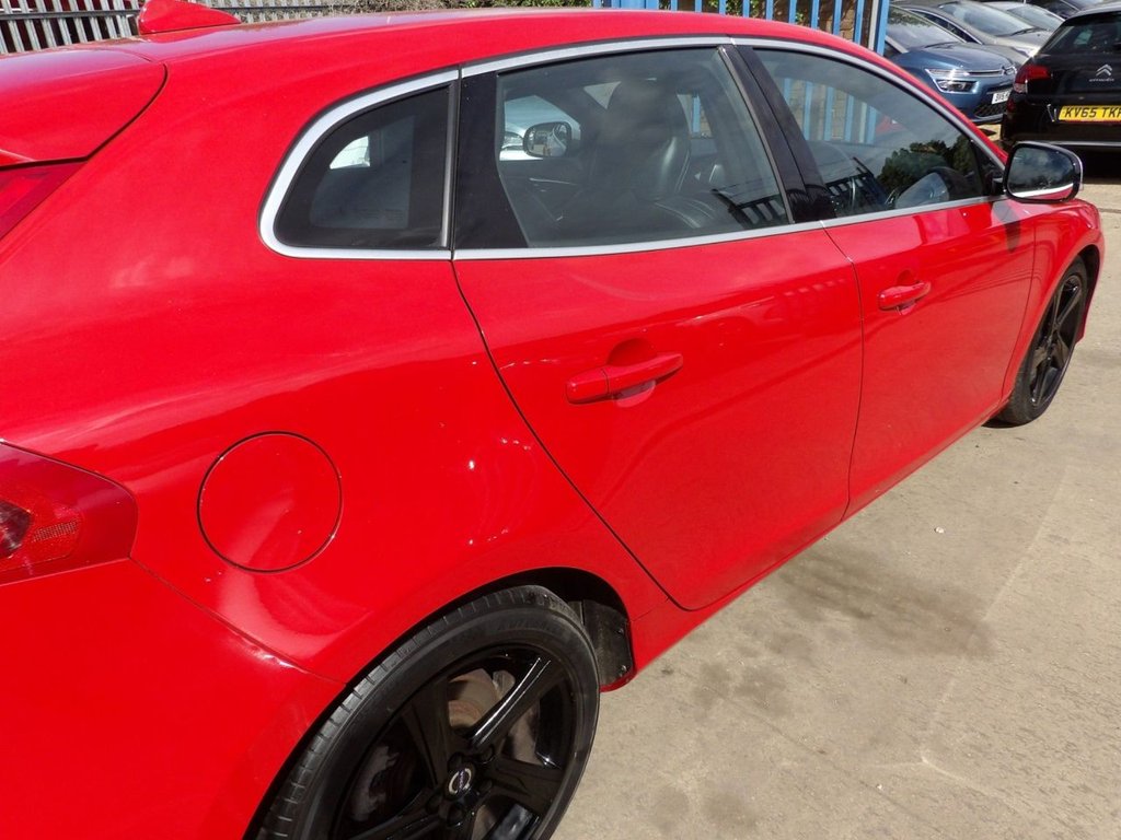 Used Volvo V40 2015 for sale - 77072544: Photo 22