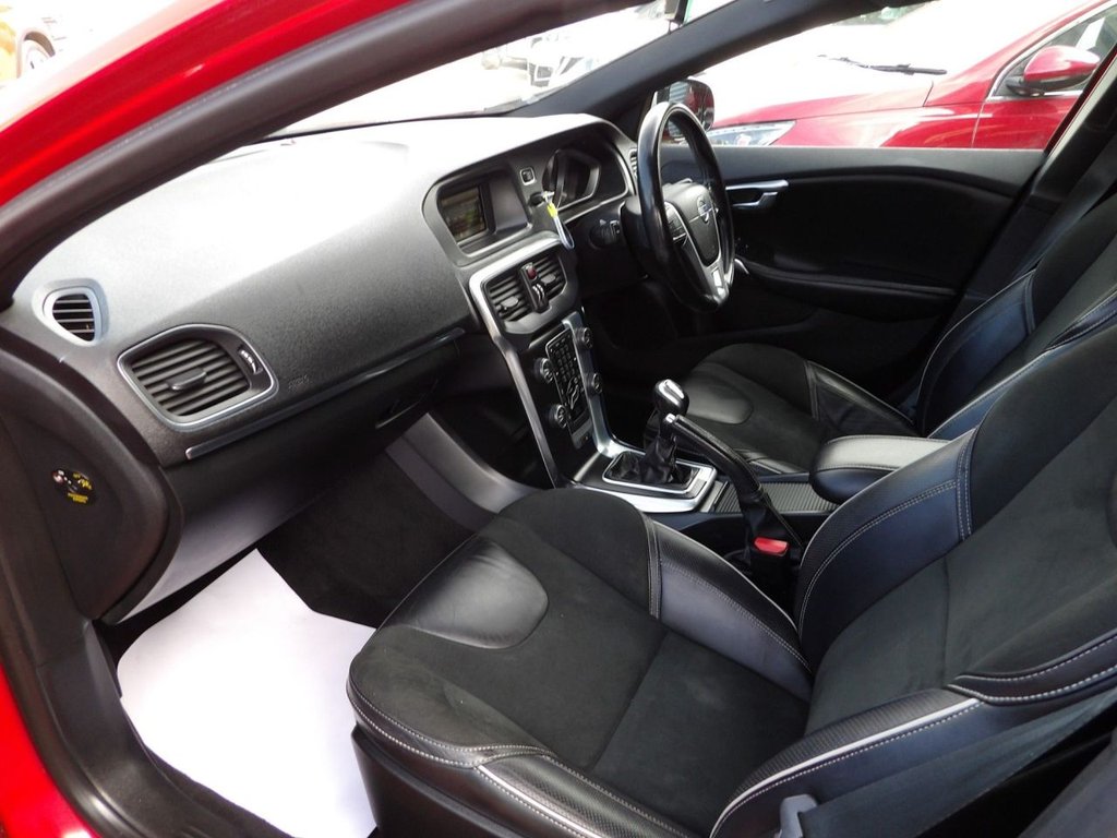 Used Volvo V40 2015 for sale - 77072544: Photo 7