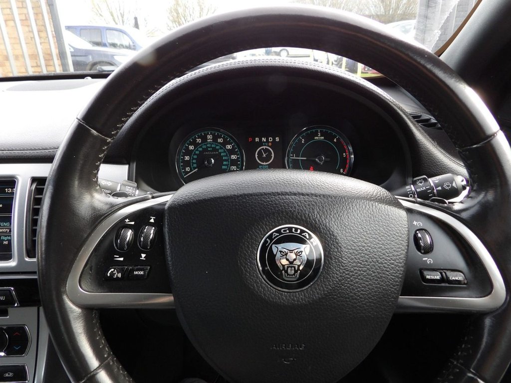 Used Jaguar XF 2014 for sale - 77583518: Photo 10