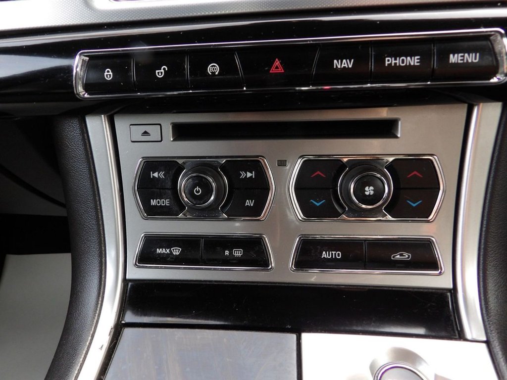 Used Jaguar XF 2014 for sale - 77583518: Photo 11