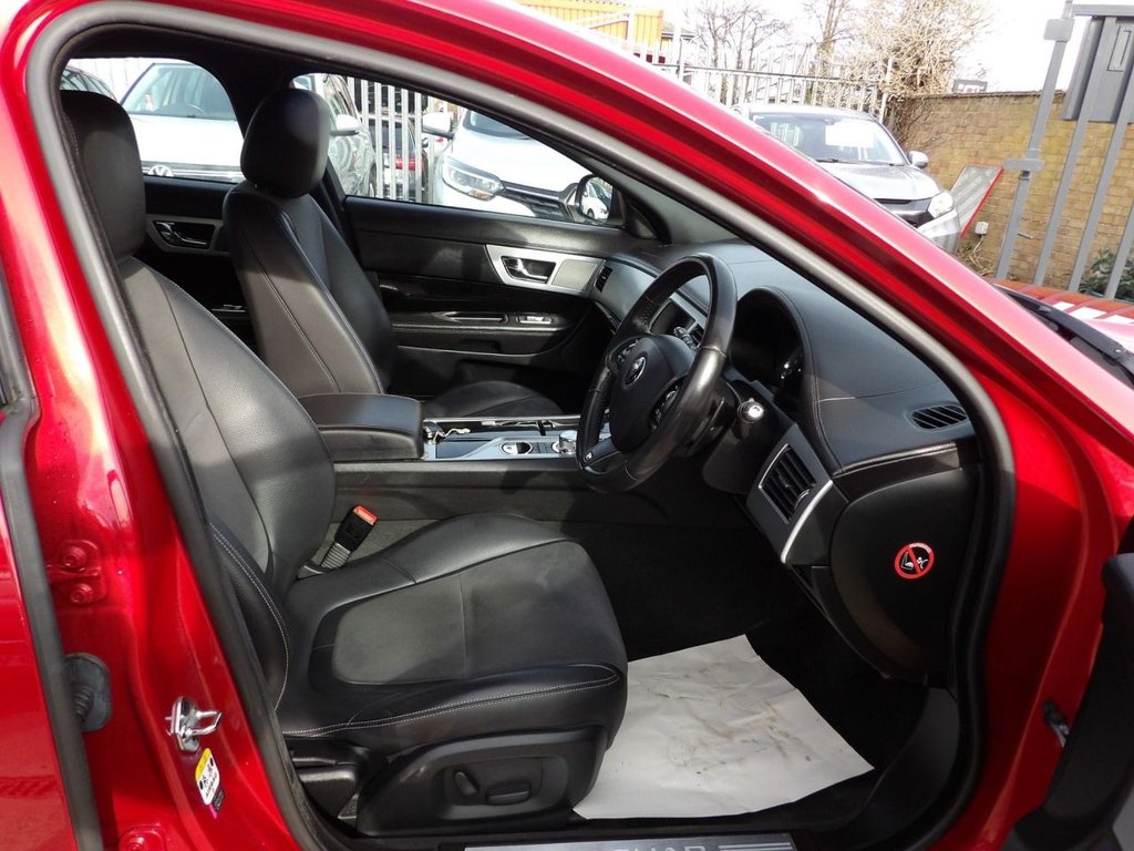 Used Jaguar XF 2014 for sale - 77583518: Photo 9