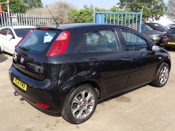 Used Fiat Punto 2016 for sale - 74552507: Photo 6