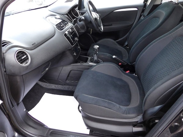 Used Fiat Punto 2016 for sale - 74552507: Photo 7