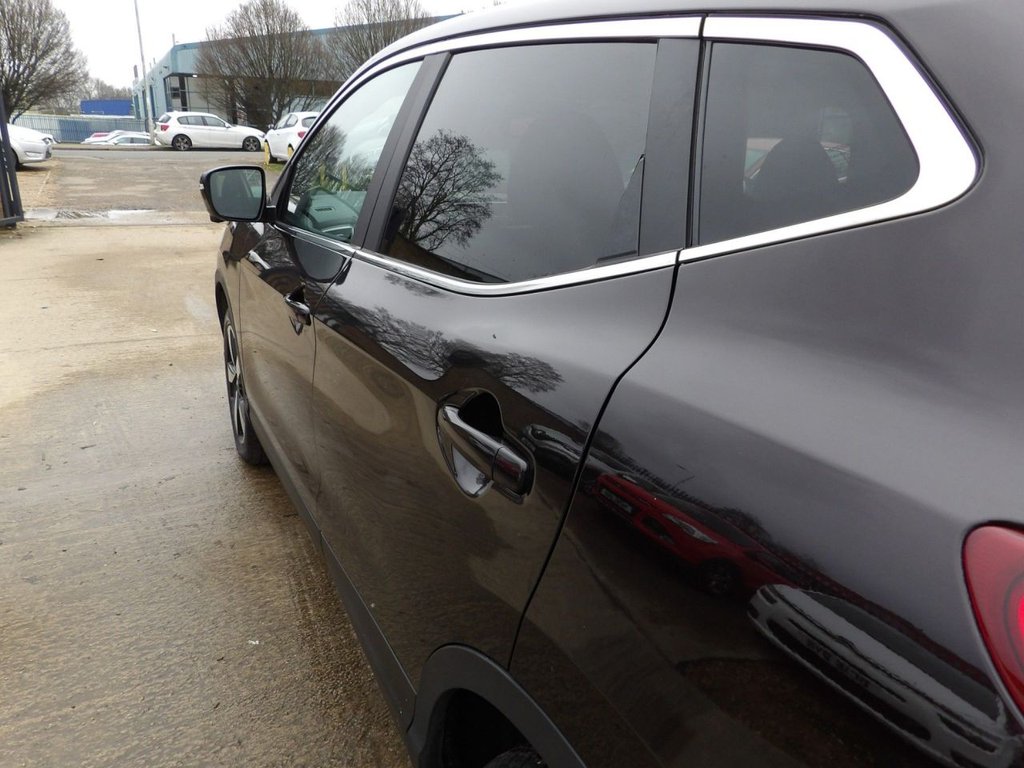 Used Nissan Qashqai 2015 for sale - 77342114: Photo 18