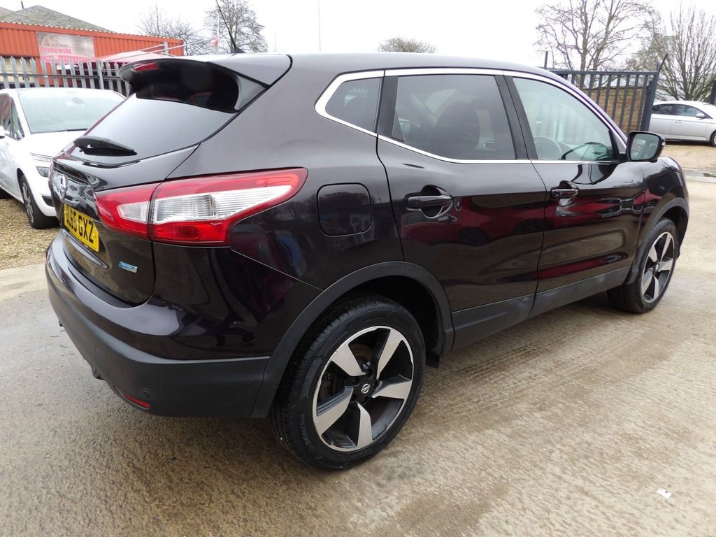 Used Nissan Qashqai 2015 for sale - 77342114: Photo 6