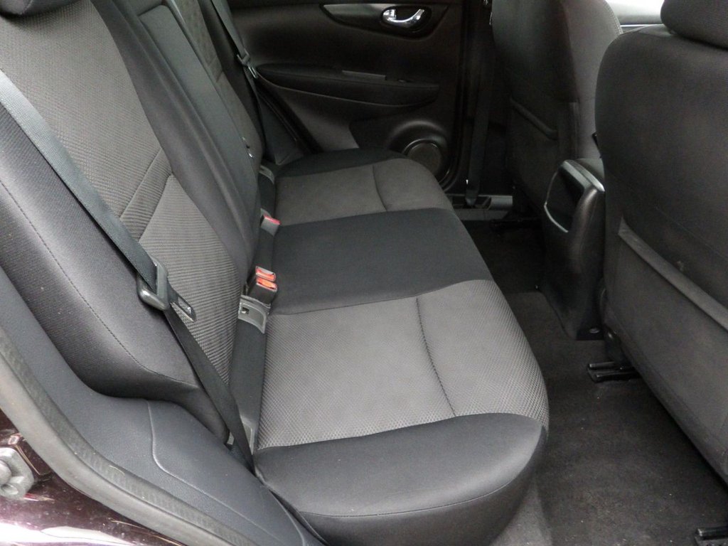 Used Nissan Qashqai 2015 for sale - 77342114: Photo 9