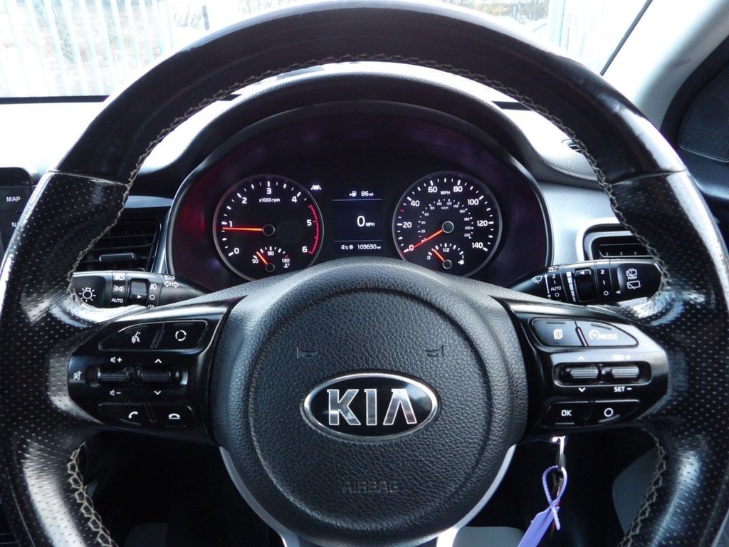 Used Kia Stonic 2019 for sale - 76617855: Photo 18