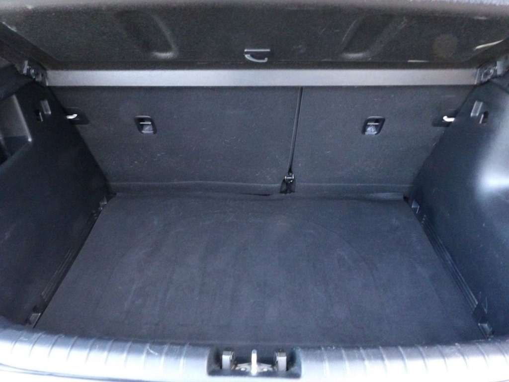 Used Kia Stonic 2019 for sale - 76617855: Photo 21