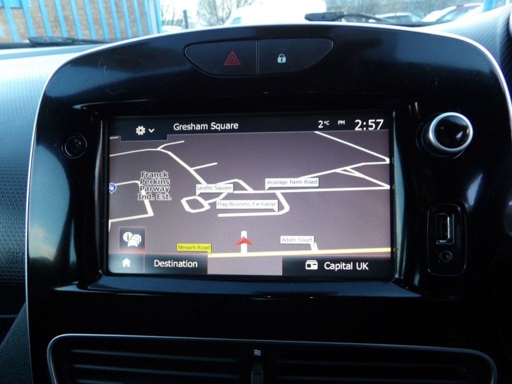 Used Renault Clio 2017 for sale - 76617853: Photo 17