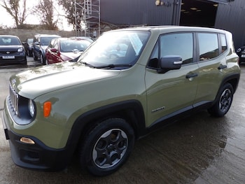 Used Jeep Renegade 2015 for sale - 77642837: Photo