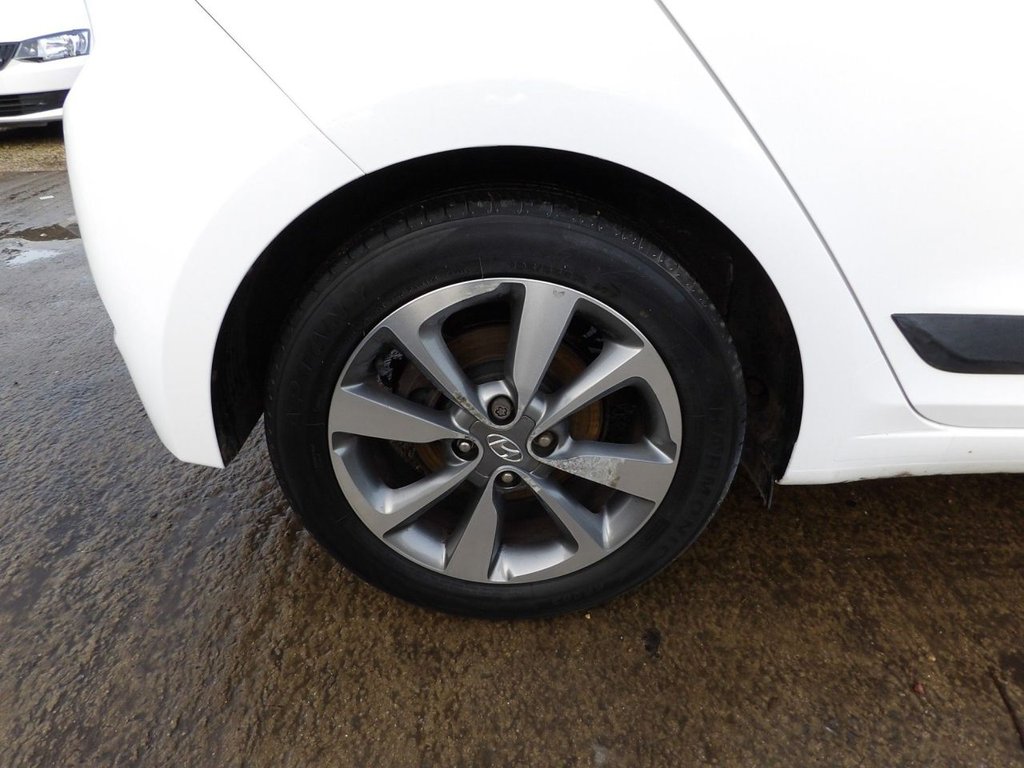 Used Hyundai i20 2015 for sale - 77667647: Photo 20