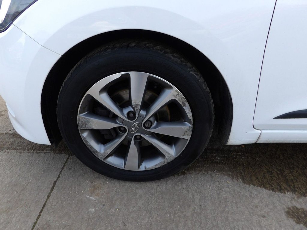 Used Hyundai i20 2015 for sale - 77667647: Photo 21