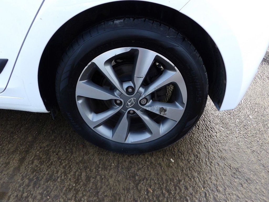 Used Hyundai i20 2015 for sale - 77667647: Photo 23