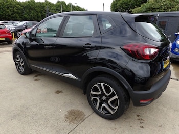 Used Renault Captur 2018 for sale - 78758093: Photo