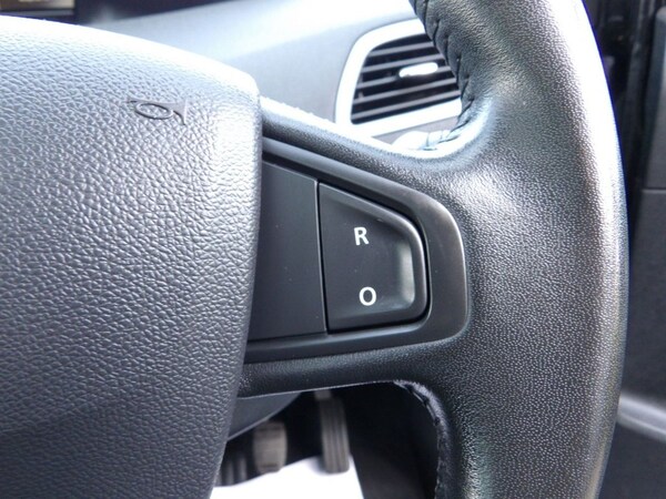 Used Renault Scenic 2016 for sale - 76173099: Photo 12