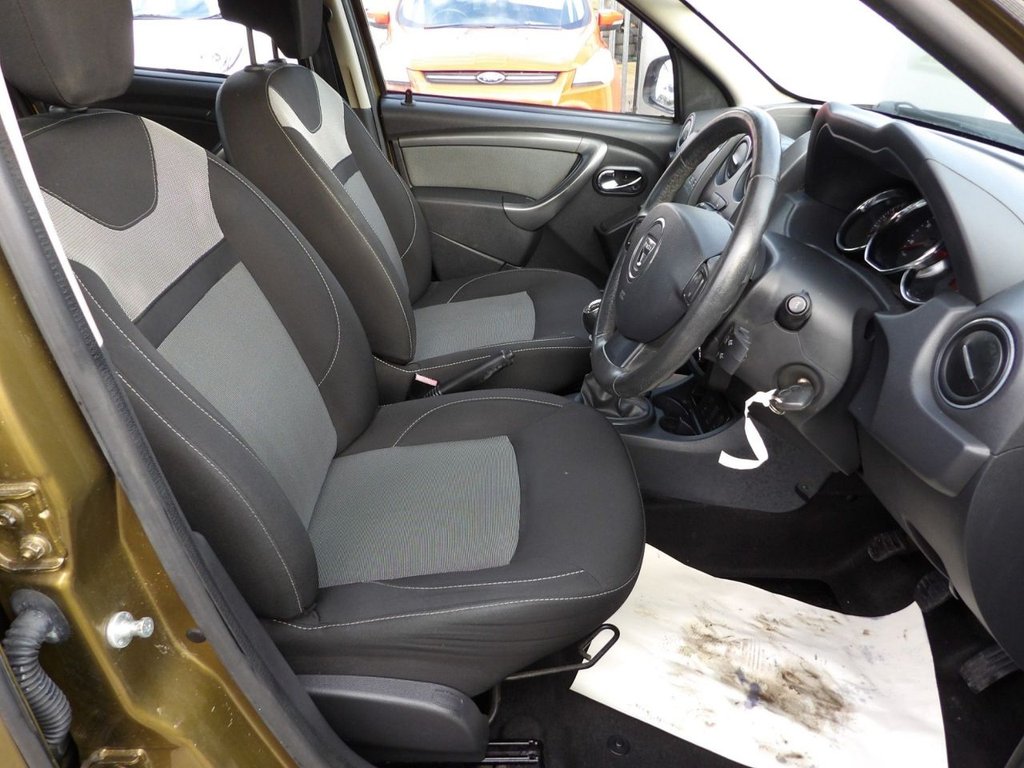 Used Dacia Duster 2016 for sale - 76570339: Photo 8