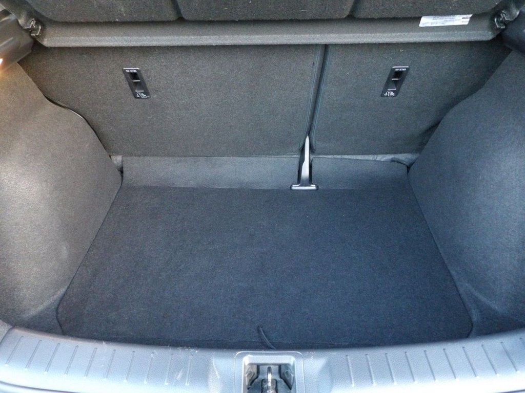 Used Nissan Pulsar 2016 for sale - 76605175: Photo 22