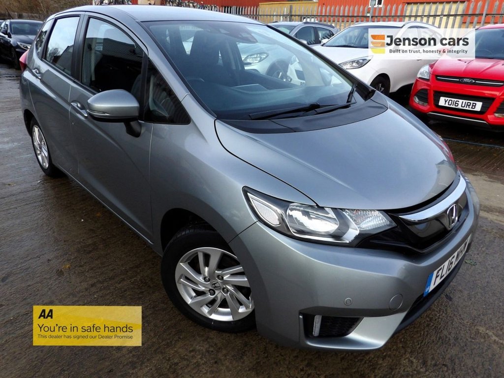 Used Honda Jazz 2016 for sale - 76848292: Photo 1