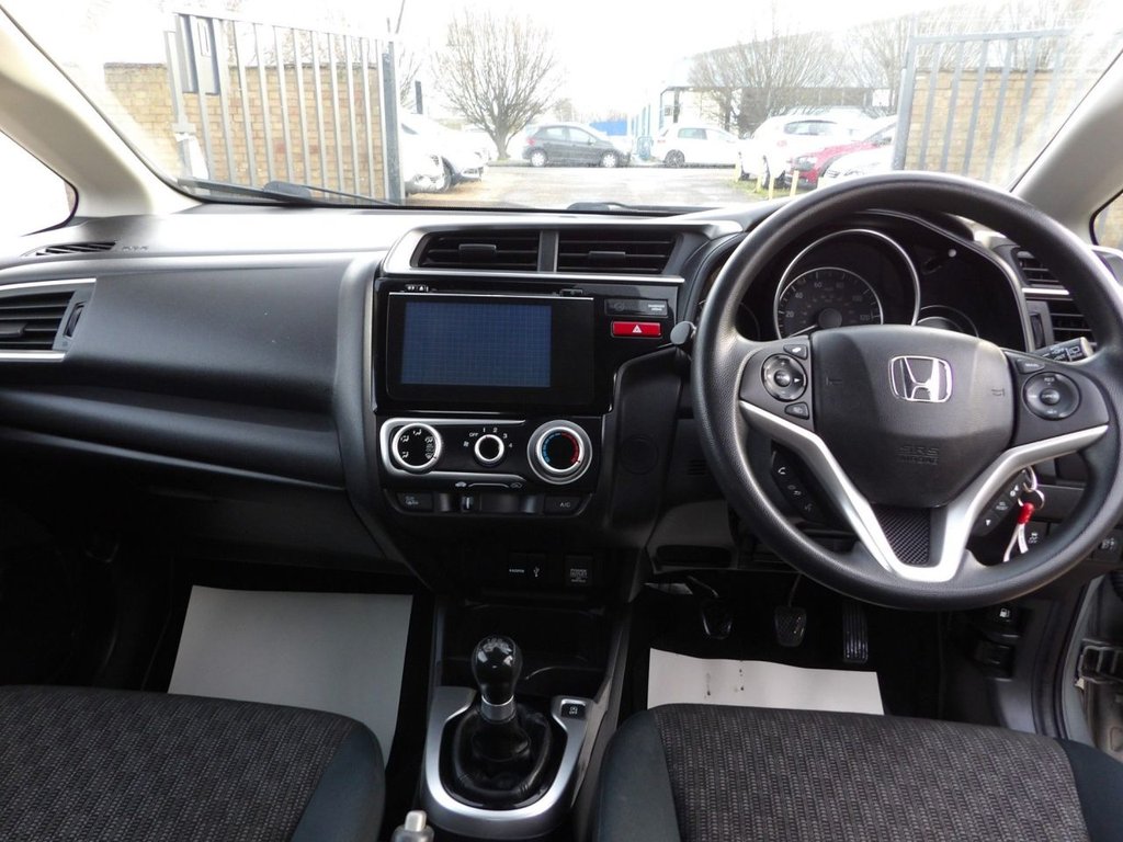 Used Honda Jazz 2016 for sale - 76848292: Photo 10