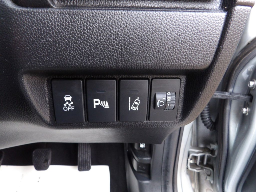 Used Honda Jazz 2016 for sale - 76848292: Photo 15