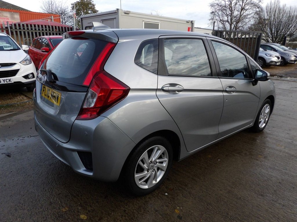 Used Honda Jazz 2016 for sale - 76848292: Photo 6