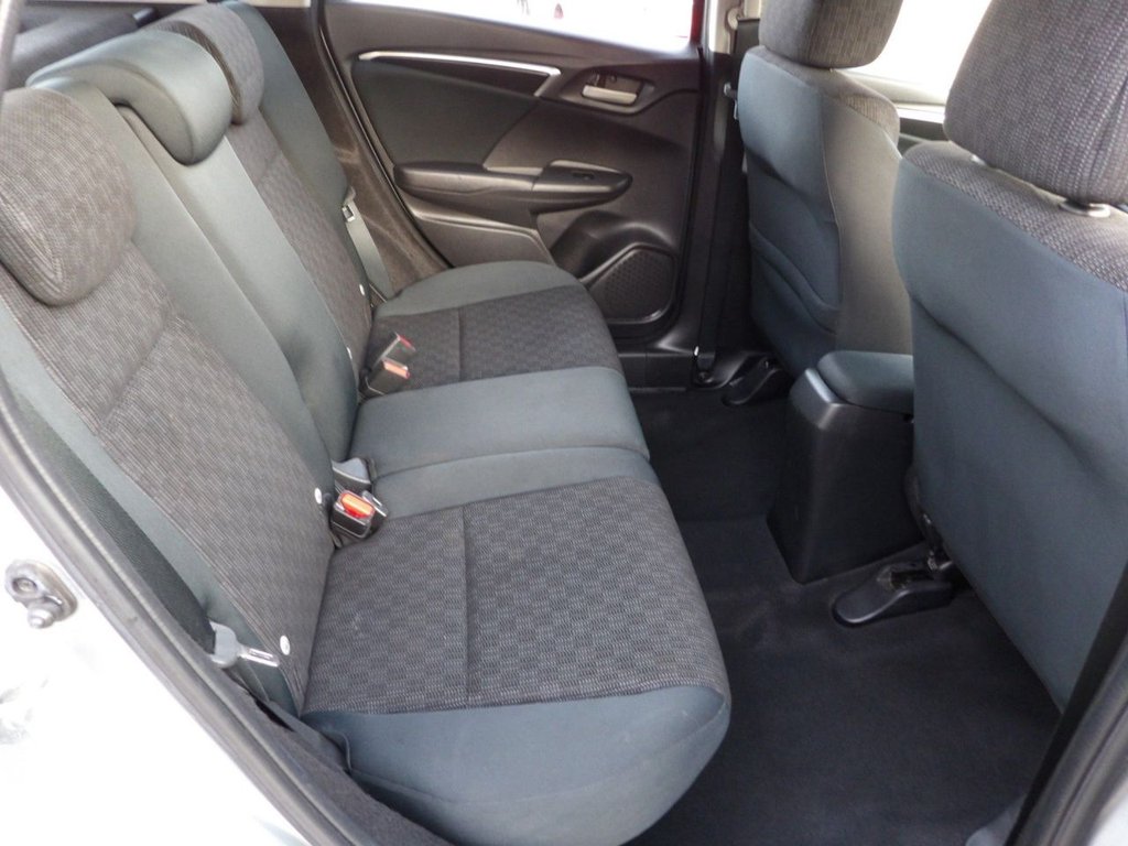 Used Honda Jazz 2016 for sale - 76848292: Photo 9