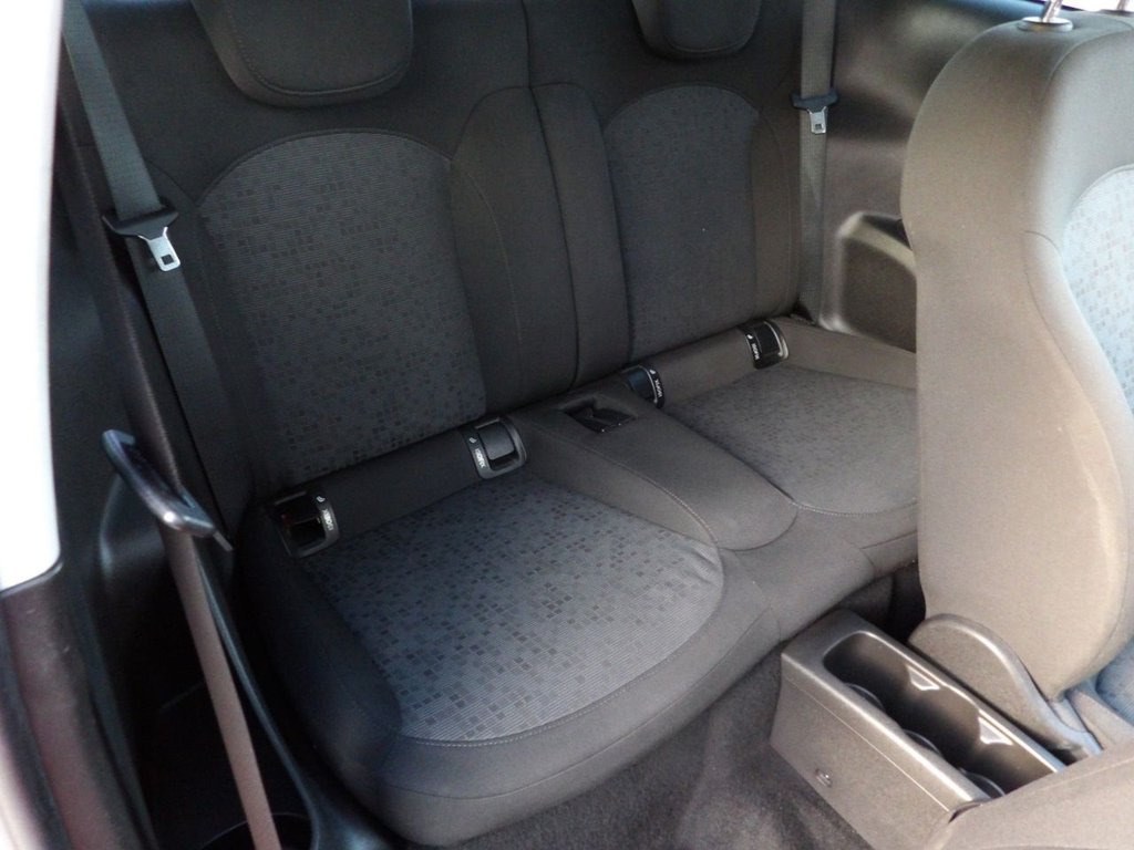 Used Vauxhall ADAM 2014 for sale - 76604576: Photo 11