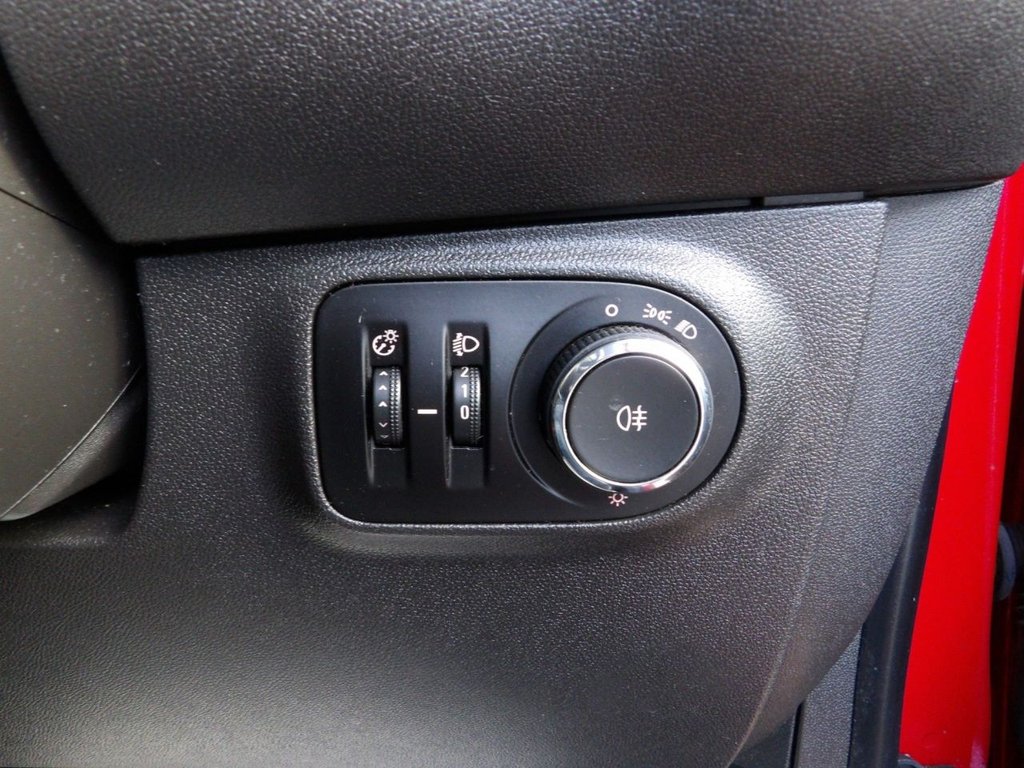 Used Vauxhall ADAM 2014 for sale - 76604576: Photo 15