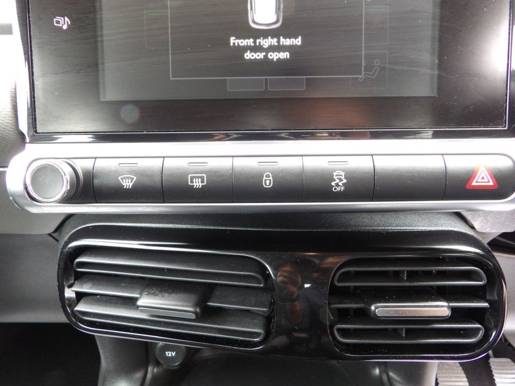 Used Citroen C4 Cactus 2015 for sale - 77064851: Photo 23