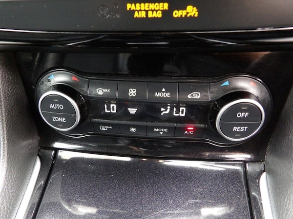 Used Infiniti Q30 2016 for sale - 75703432: Photo 15