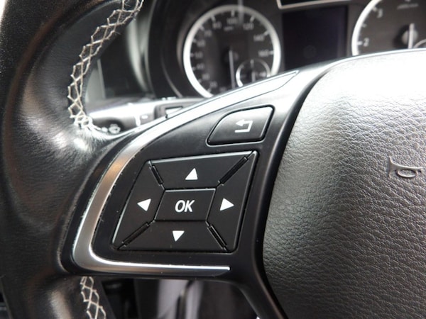 Used Infiniti Q30 2016 for sale - 75703432: Photo 30