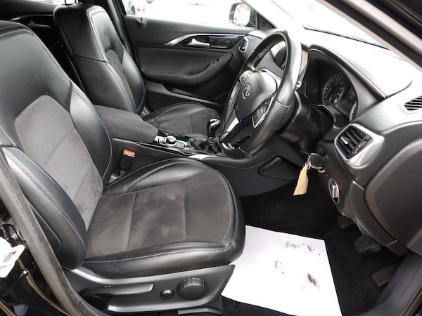 Used Infiniti Q30 2016 for sale - 75703432: Photo 8