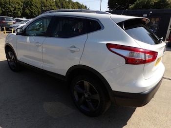 Used Nissan Qashqai 2016 for sale - 79258926: Photo