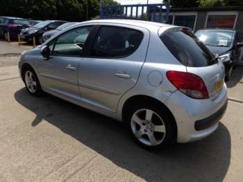 Used Peugeot 207 2010 for sale - 74968460: Photo