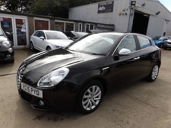 Used Alfa Romeo Giulietta 2015 for sale - 75947608: Photo