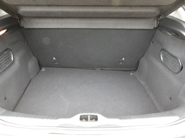 Used Citroen C4 Cactus 2015 for sale - 75653819: Photo 18