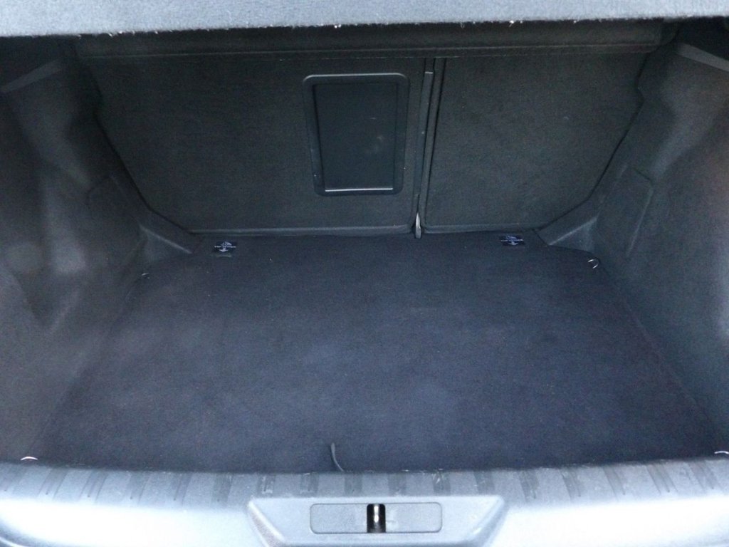 Used Peugeot 308 2015 for sale - 76848295: Photo 20