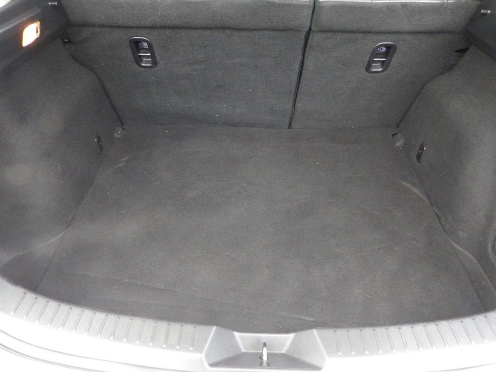 Used Mazda Mazda3 2015 for sale - 76751239: Photo 15