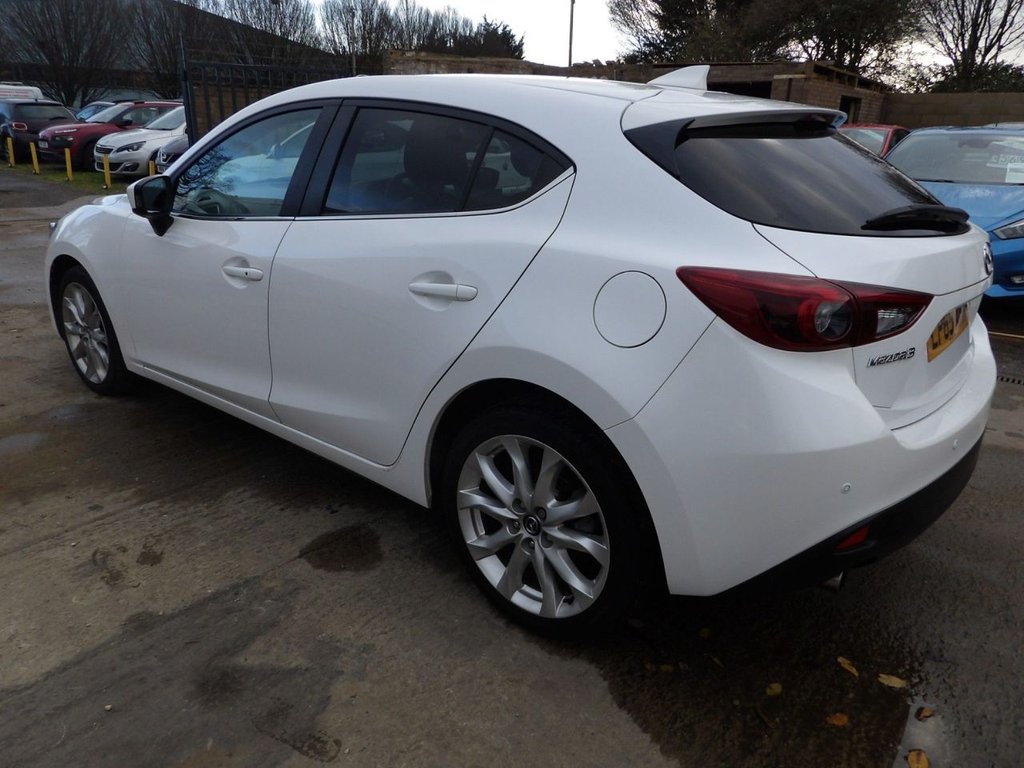 Used Mazda Mazda3 2015 for sale - 76751239: Photo 4