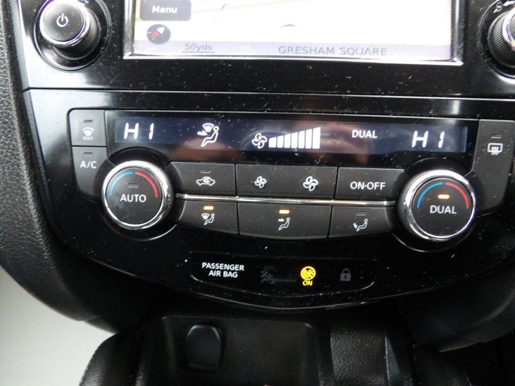 Used Nissan Qashqai 2016 for sale - 76934621: Photo 14