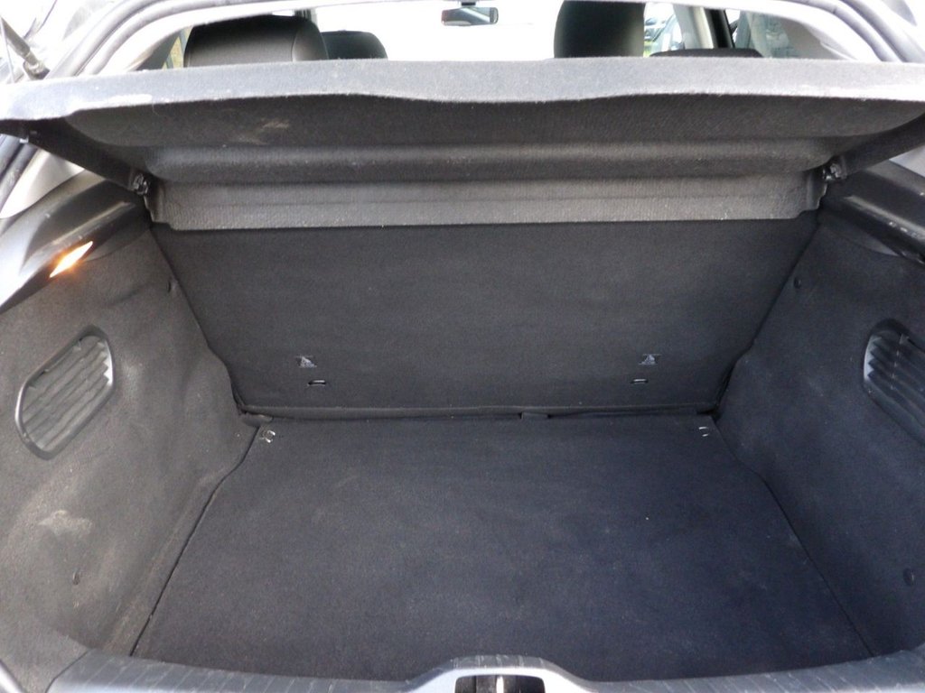 Used Citroen C4 Cactus 2015 for sale - 77765583: Photo 13