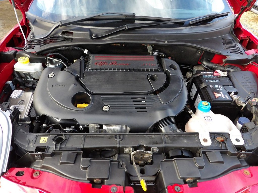 Used Alfa Romeo MiTo 2015 for sale - 76848288: Photo 24