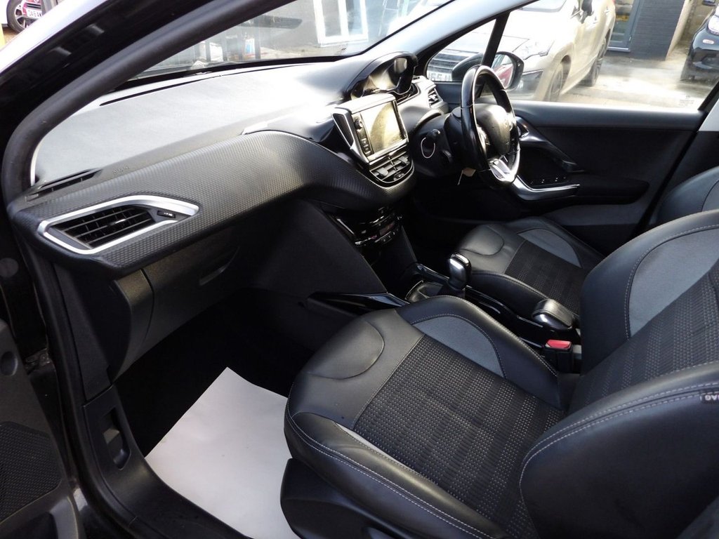 Used Peugeot 2008 2017 for sale - 77667652: Photo 8