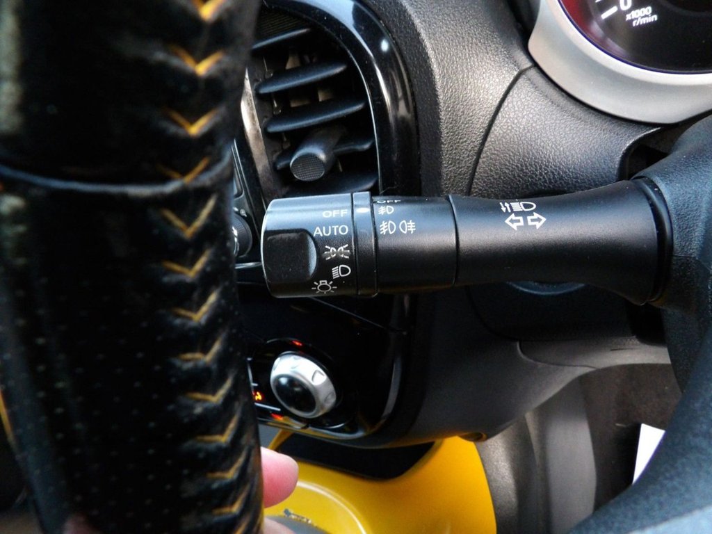 Used Nissan Juke 2015 for sale - 76934617: Photo 19