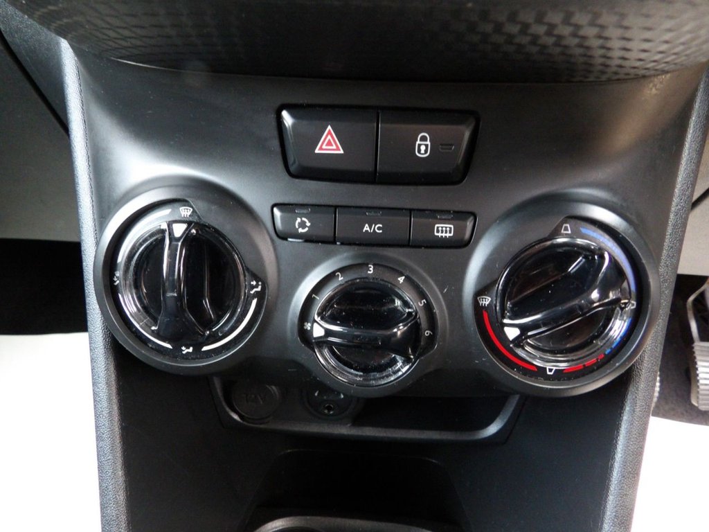 Used Peugeot 208 2015 for sale - 77642993: Photo 14