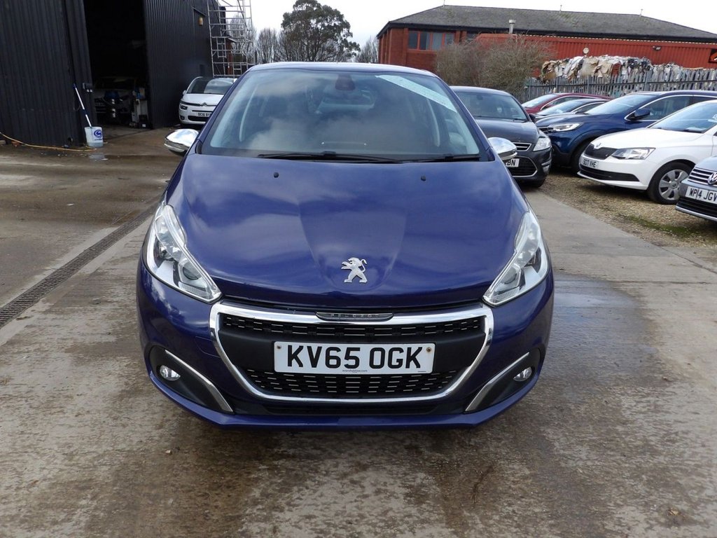 Used Peugeot 208 2015 for sale - 77642993: Photo 2