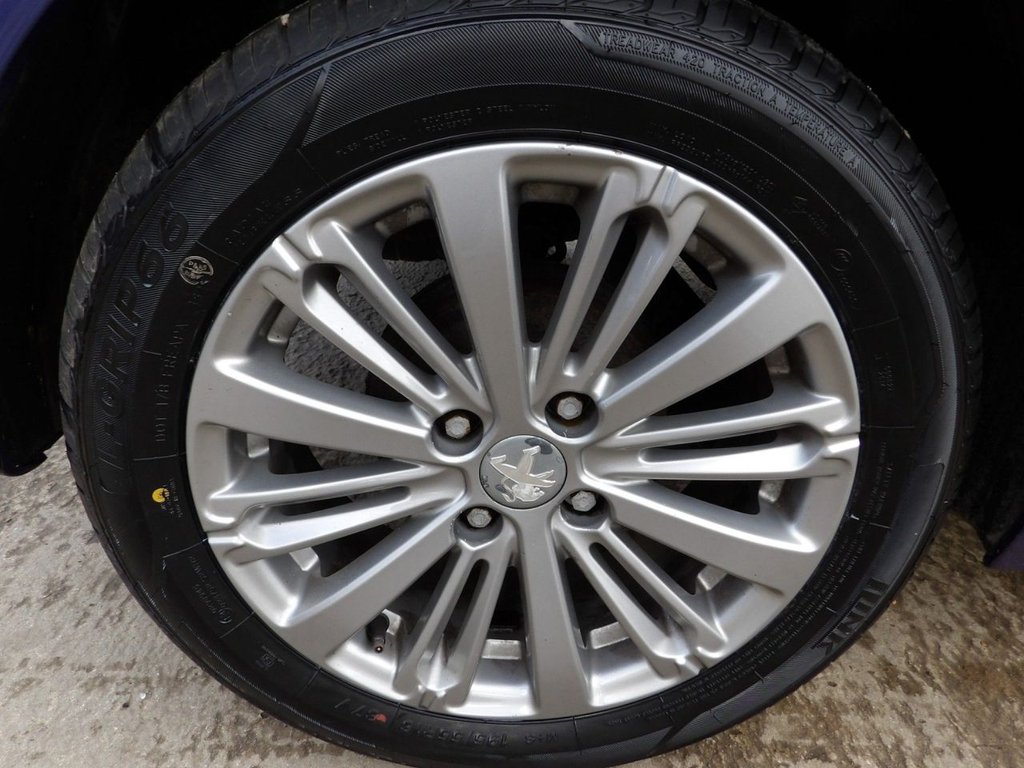 Used Peugeot 208 2015 for sale - 77642993: Photo 26