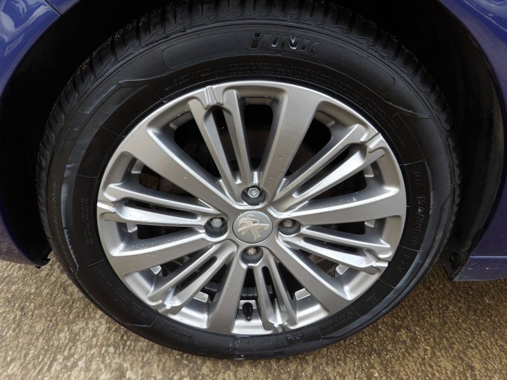 Used Peugeot 208 2015 for sale - 77642993: Photo 28