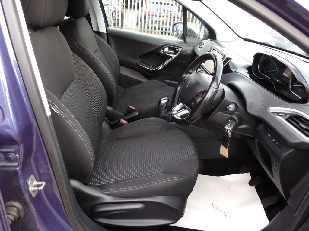 Used Peugeot 208 2015 for sale - 77642993: Photo 7