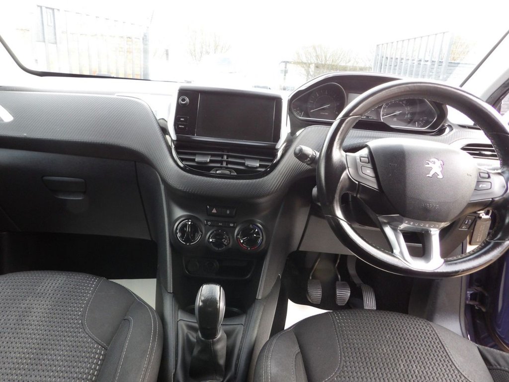 Used Peugeot 208 2015 for sale - 77642993: Photo 9